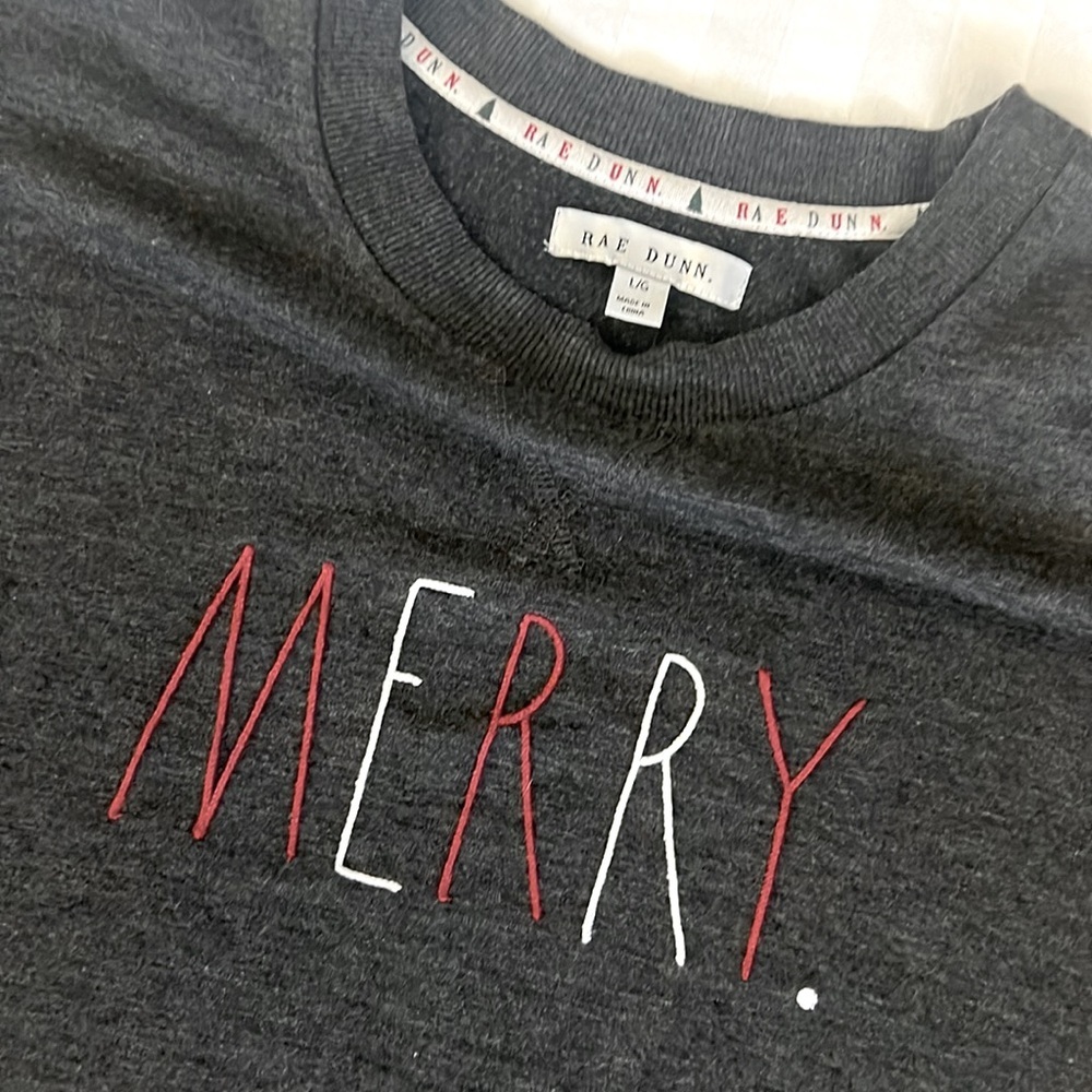 Rae Dunn charcoal grey MERRY lightweight crew neck Christmas sweatshirt (L) - Picture 2 of 2